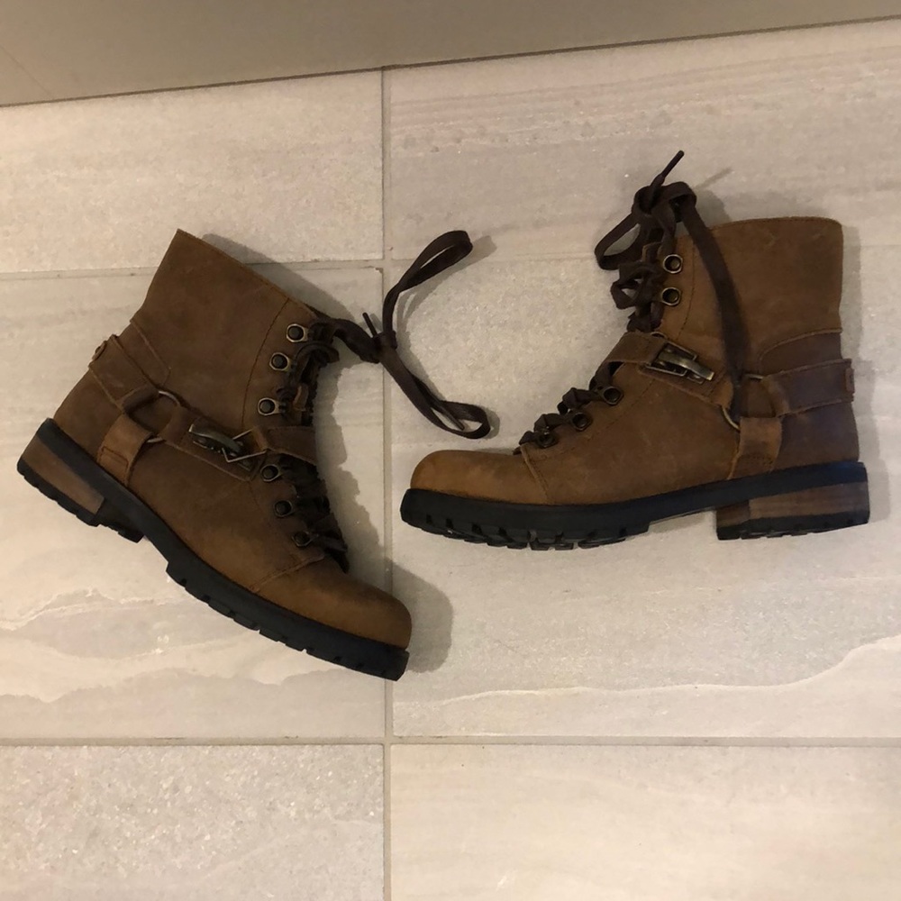 UGG Fritzi Lace Up Boots
